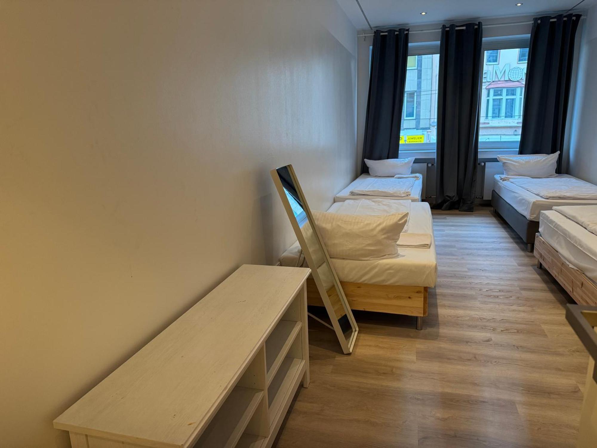 Apartamento Graf-Adolflux Düsseldorf Exterior foto